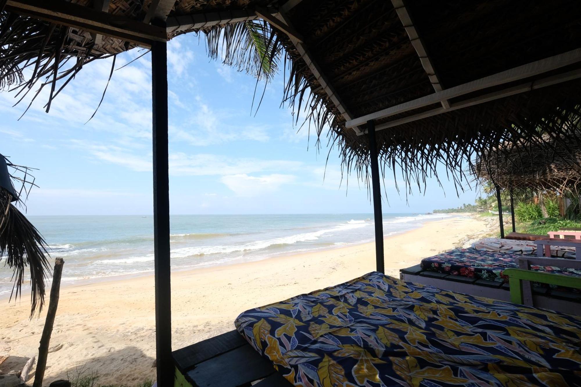 Bara Beach Home Гале Екстериор снимка